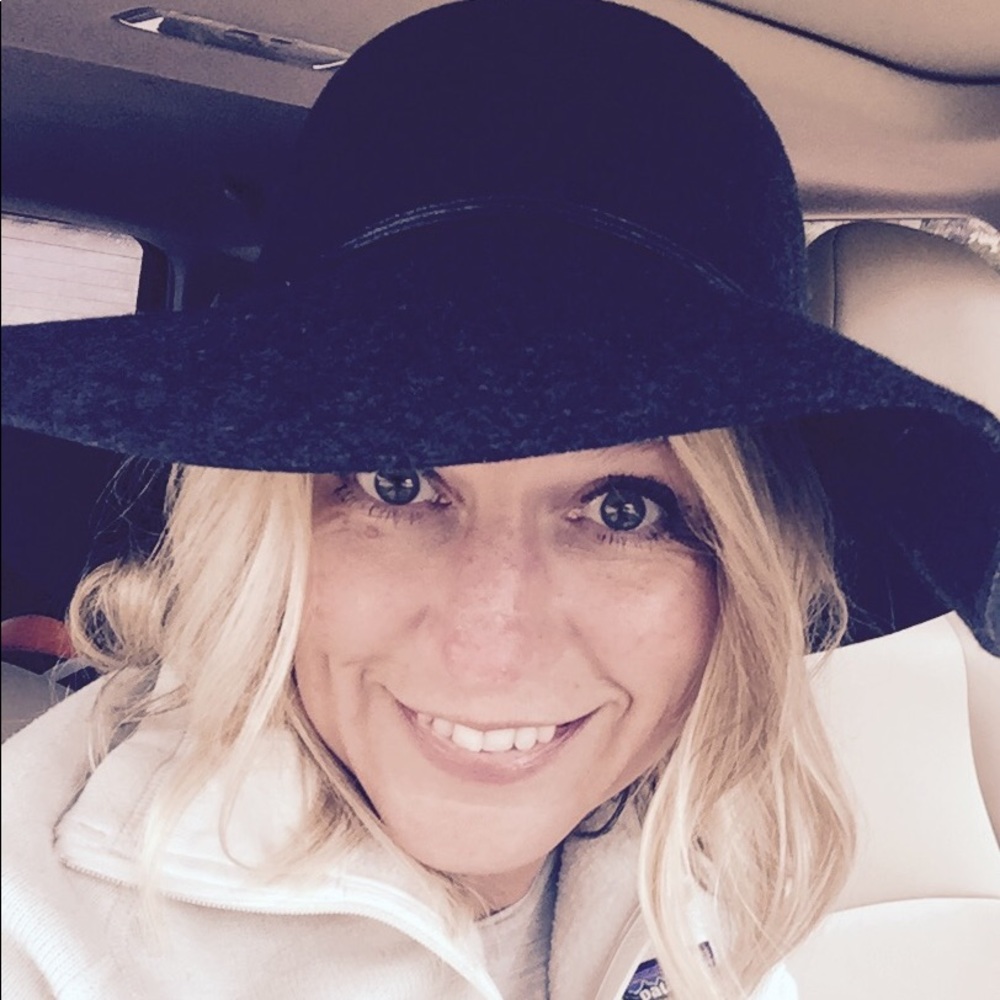 Meet your Posher, Haylhayley